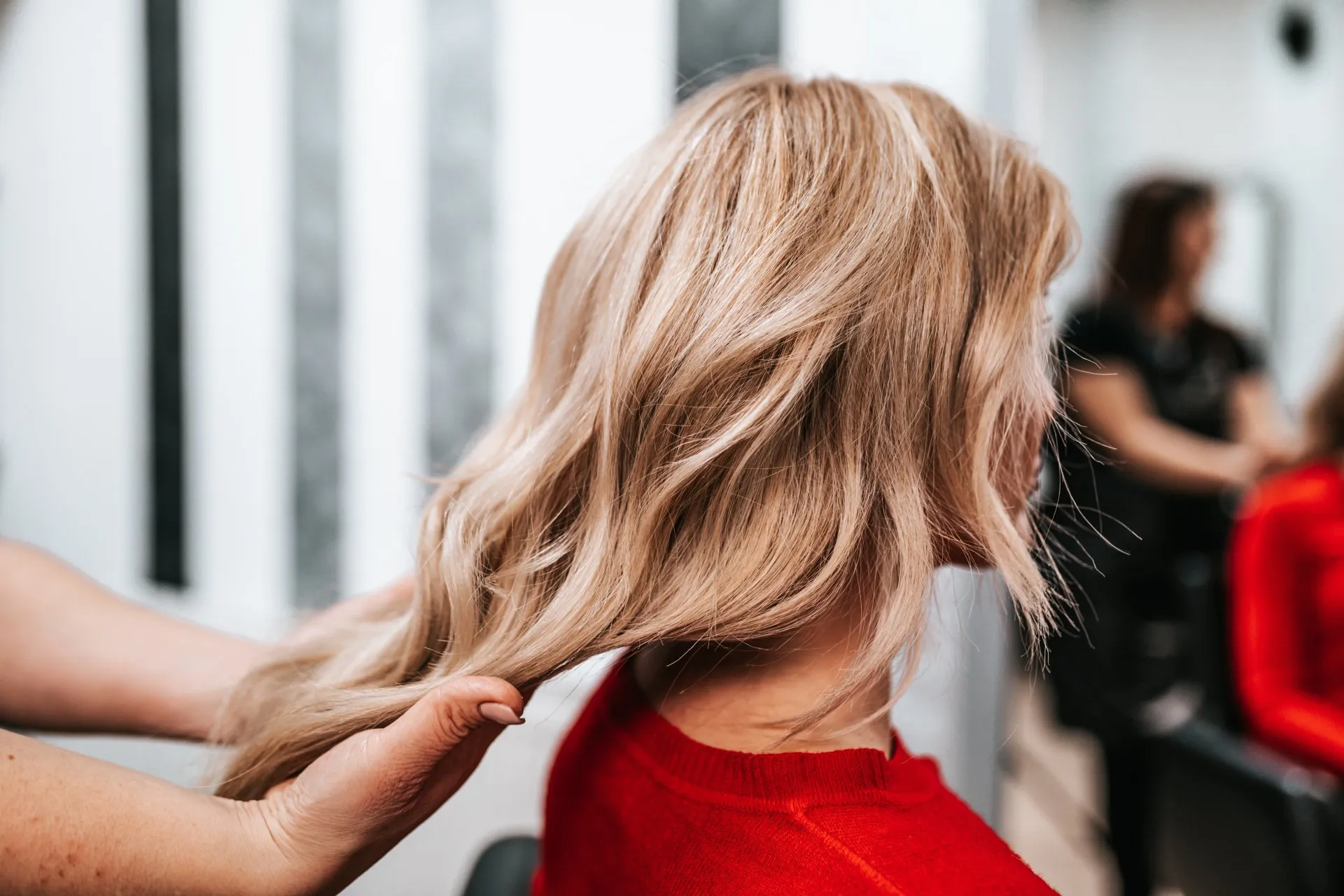 Soins des cheveux - prestations essentielles d’un salon complet